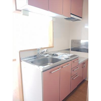 イリーデ西浜 203【管理NO：1-013714401-02030】 ★家具家電は申し込み後に搬入しますの物件写真3