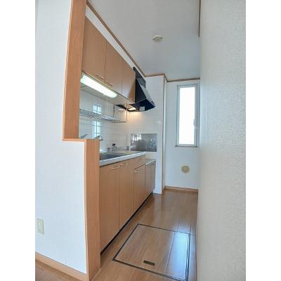 ソレイユＭⅢ 101【管理NO：1-012052502-01010】 ★家具家電は申し込み後に搬入しますの物件写真3