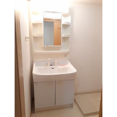 カサデプラシードⅡ 103【管理NO：1-011883602-01030】 ★家具家電は申し込み後に搬入します★の物件写真6