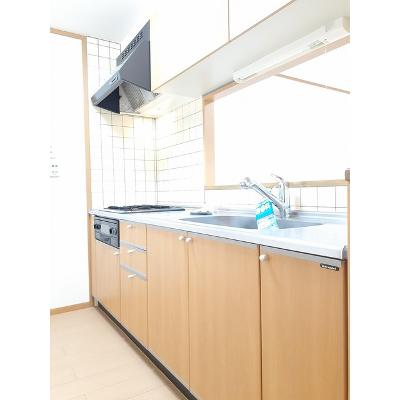 ポルトーネ 503【管理NO：1-011722801-05030】 ★家具家電は申し込み後に搬入します★の物件写真3