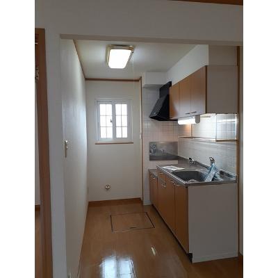 セレッソ 101【管理NO：1-011261901-01010】 ★家具家電は申し込み後に搬入します★の物件写真3