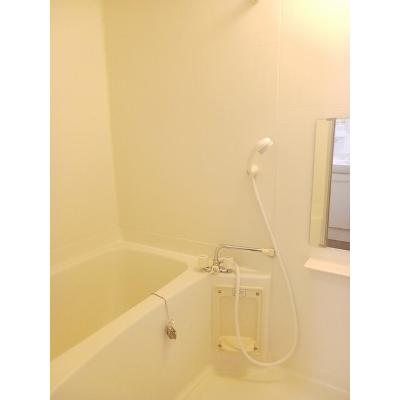 クレストール黒江Ⅱ 103【管理NO：1-007719902-01030】 ★家具家電は申し込み後に搬入します★の物件写真4