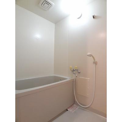 グレース吉田 405【管理NO：1-005451901-04040】 ★家具家電は申し込み後に搬入します★の物件写真4