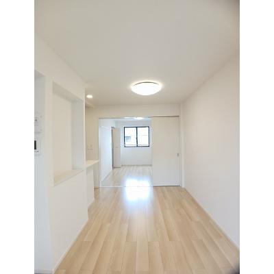 セレーノ・Ⅱ 203【管理NO：1-027646801-02030】 ★家具家電は申し込み後に搬入します★の物件写真2
