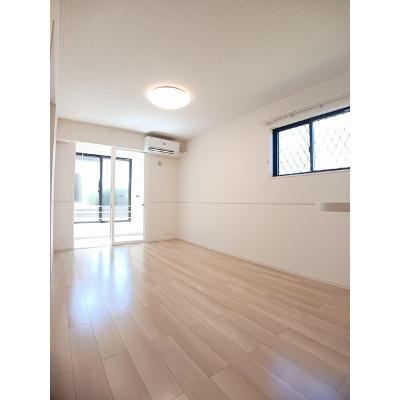 フレスコ・パッソⅡ 103【管理NO：1-027345902-01030】 ★家具家電は申し込み後に搬入します★の物件写真2