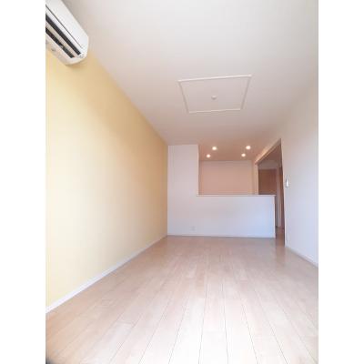シャノアール西安上 102【管理NO：1-022185001-01020】 ★家具家電は申し込み後に搬入しますの物件写真2