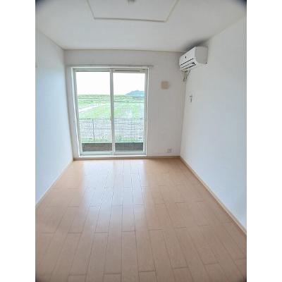 コモド　ヴィラ　Ⅱ 102【管理NO：1-015403902-01020】 ★家具家電は申し込み後に搬入します★の物件写真2