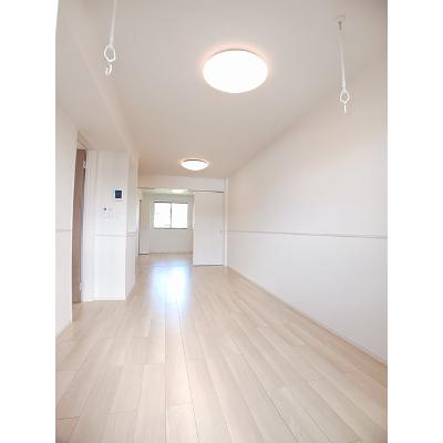 パラディ 203【管理NO：1-027169301-02030】 ★家具家電は申し込み後に搬入します★の物件写真2