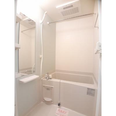 フライハイト 107【管理NO：1-019143101-01060】 ★家具家電は申し込み後に搬入します★の物件写真4