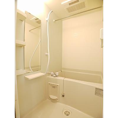フライハイト 102【管理NO：1-019143101-01020】 ★家具家電は申し込み後に搬入します★の物件写真4