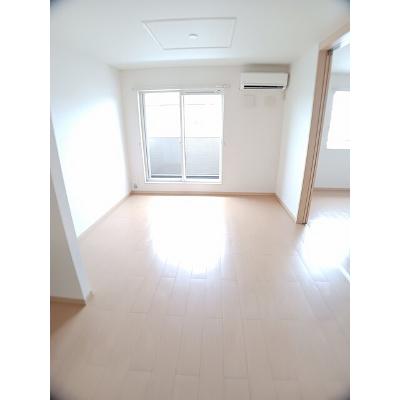 グランドゥール　ソフィア　Ⅰ 203【管理NO：1-015996801-02030】 ★家具家電は申し込み後に搬入します★の物件写真2