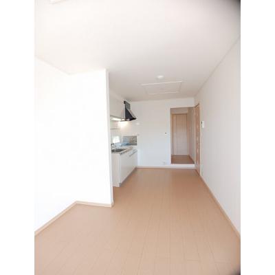 コモド　ヴィラ　Ⅰ 202【管理NO：1-015403901-02020】 ★家具家電は申し込み後に搬入しますの物件写真2