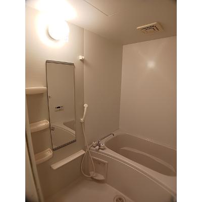 サニーホワイト 103【管理NO：1-014075301-01030】 ★家具家電は申し込み後に搬入します★の物件写真4