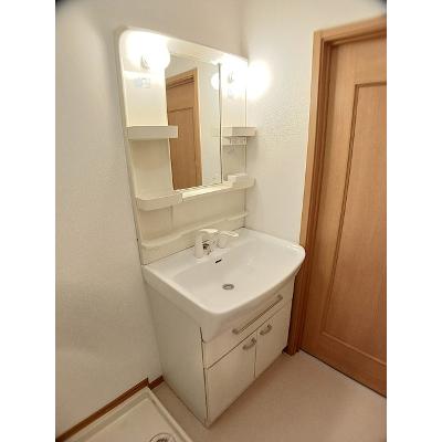 花水木Ⅲ 201【管理NO：1-013561103-02010】 ★家具家電は申し込み後に搬入します★の物件写真6