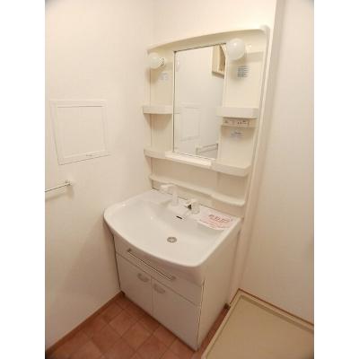 カノンⅢ 201【管理NO：1-013062403-02010】 ★家具家電は申し込み後に搬入します★の物件写真6