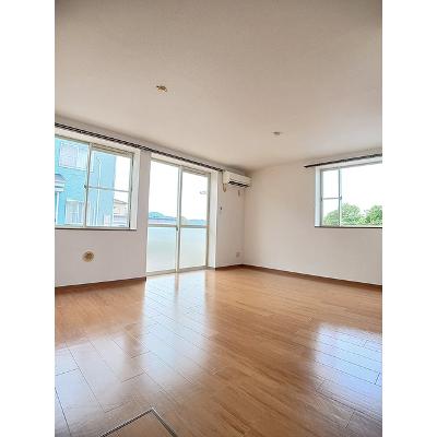 プリムヴェールⅡ 101【管理NO：1-010124702-01010】 ★家具家電は申し込み後に搬入します★の物件写真2