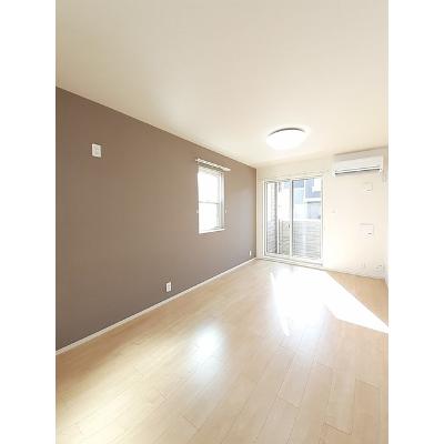 ラ・ドゥサーⅠ 105【管理NO：1-022304401-01040】 ★家具家電は申し込み後に搬入します★の物件写真2
