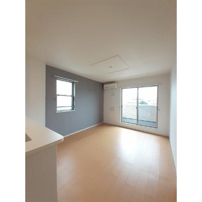 エー　エンジェル 203【管理NO：1-019195201-02030】 ★家具家電は申し込み後に搬入します 2026年07月下旬入居可能の物件写真2