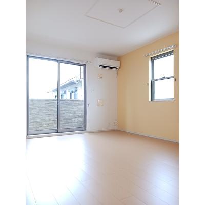コッティ鳴門 103【管理NO：1-018725101-01030】 ★家具家電は申し込み後に搬入しますの物件写真2
