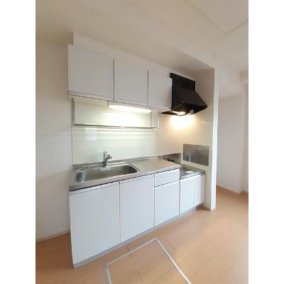 ストロベリーガーデンＢ 103【管理NO：1-017555702-01030】 ★家具家電は申し込み後に搬入します★の物件写真3