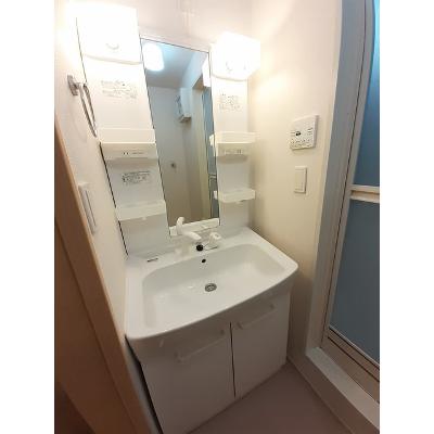 ストロベリーガーデンＢ 103【管理NO：1-017555702-01030】 ★家具家電は申し込み後に搬入します★の物件写真6