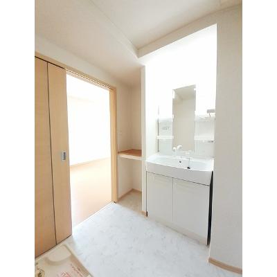 パピヨン 103【管理NO：1-015844701-01030】 ★家具家電は申し込み後に搬入します★の物件写真6