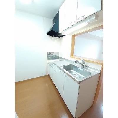 ヴェル　ドゥーラ　Ⅲ 102【管理NO：1-014283502-01020】 ★家具家電は申し込み後に搬入しますの物件写真3