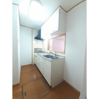 パークサイド前山　Ａ 102【管理NO：1-013460801-01020】 ★家具家電は申し込み後に搬入しますの物件写真3