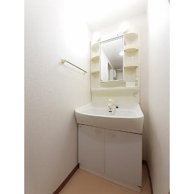 apartment 徳島県三好郡東みよし町加茂３１６８番地 

↓地図はこちらから