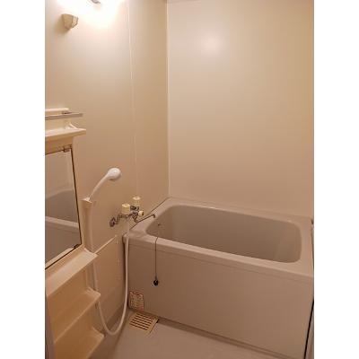 ロイヤル雑賀 101【管理NO：1-007960401-01010】 ★家具家電は申し込み後に搬入します★の物件写真4
