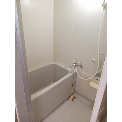 クレセント 201【管理NO：1-007933901-02010】 ★家具家電は申し込み後に搬入します★の物件写真4