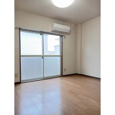 カーザ・モラエス 203【管理NO：1-007615301-02030】 ★家具家電は申し込み後に搬入します★の物件写真2