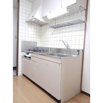 カーザ・モラエス 203【管理NO：1-007615301-02030】 ★家具家電は申し込み後に搬入します★の物件写真3