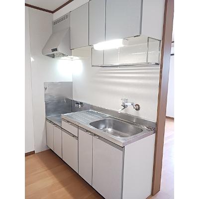 apartment 徳島県小松島市中田町字出口１５番地 

↓地図はこちらから