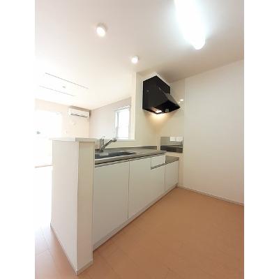 コンフォール矢三　Ｂ 201【管理NO：1-021003402-02010】 ★家具家電は申し込み後に搬入します★の物件写真3