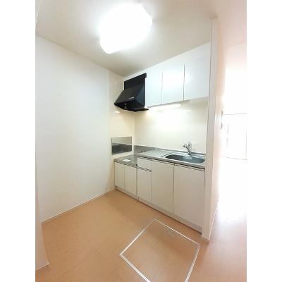 アルバ　カーサⅠ 103【管理NO：1-020653601-01030】 ★家具家電は申し込み後に搬入します★の物件写真3