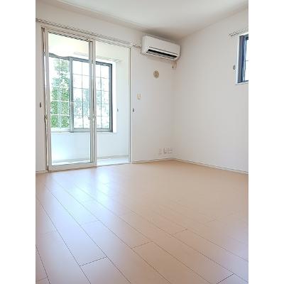 プリマヴェーラ’１３ 103【管理NO：1-019163001-01030】 ★家具家電は申し込み後に搬入しますの物件写真2