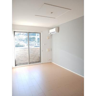 ジュピター 102【管理NO：1-018530501-01020】 ★家具家電は申し込み後に搬入します★の物件写真2