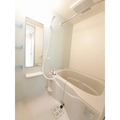 ルーチェ 101【管理NO：1-017095901-01010】 ★家具家電は申し込み後に搬入します★の物件写真4