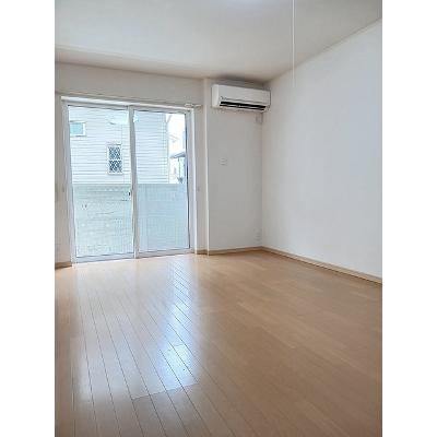 ライラック 102【管理NO：1-016997901-01020】 ★家具家電は申し込み後に搬入します★の物件写真2