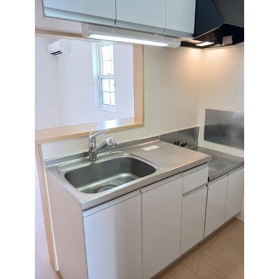 Ｖｉｌｌａ鶴島Ｂ 102【管理NO：1-016493402-01020】 ★家具家電は申し込み後に搬入します★の物件写真3