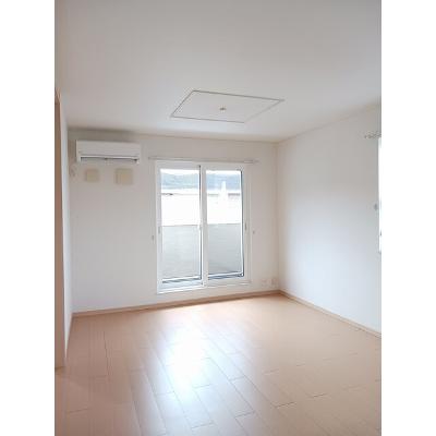 アリーヴィオＡ 201【管理NO：1-016134201-02010】 ★家具家電は申し込み後に搬入します★の物件写真2