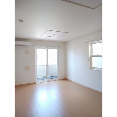 プランドール　ドゥー 101【管理NO：1-016063602-01010】 ★家具家電は申し込み後に搬入しますの物件写真2