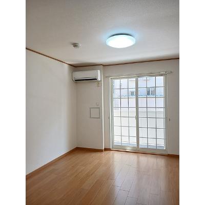 Ｓｗｅｅｔ　Ｓｅａｓｏｎ 103【管理NO：1-014085001-01030】 ★家具家電は申し込み後に搬入します★の物件写真2