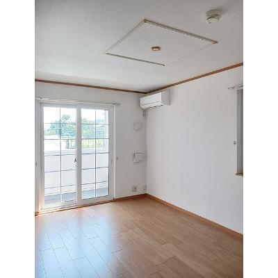アンジェリカ　Ｃ 101【管理NO：1-013991403-01010】 ★家具家電は申し込み後に搬入します★の物件写真2