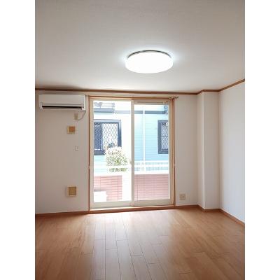 シャン・ド・フルール　Ｂ 103【管理NO：1-012342002-01030】 ★家具家電は申し込み後に搬入します★の物件写真2