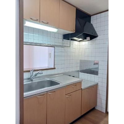カサ　モデルナ　Ⅰ 102【管理NO：1-011640701-01020】 ★家具家電は申し込み後に搬入します★の物件写真3