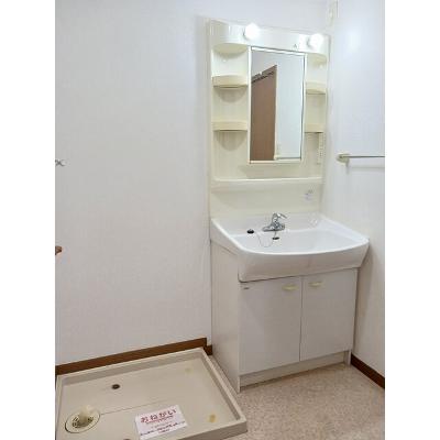 カサ　モデルナ　Ⅰ 102【管理NO：1-011640701-01020】 ★家具家電は申し込み後に搬入します★の物件写真6