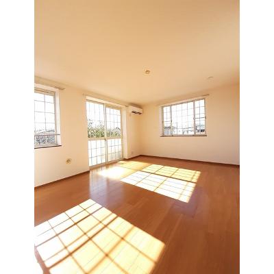 サンシェール　Ｂ 201【管理NO：1-011538902-02010】 ★家具家電は申し込み後に搬入しますの物件写真2