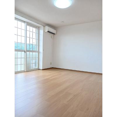 シーサイドパークＡ 202【管理NO：1-011361201-02020】 ★家具家電は申し込み後に搬入しますの物件写真2